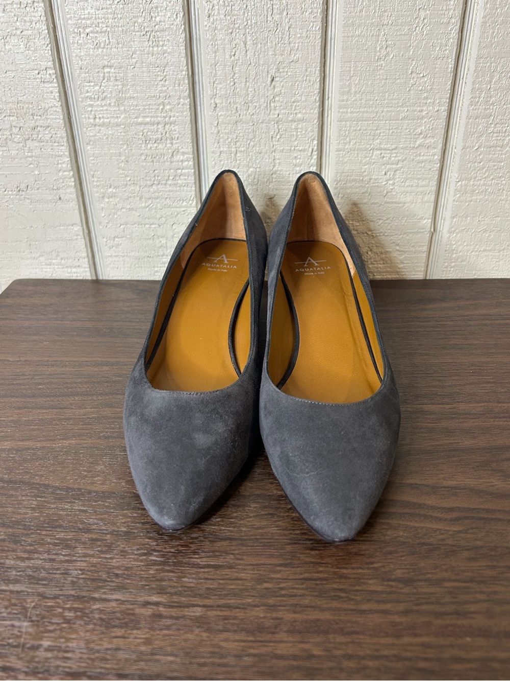 Aquatalia Suede Pumps, size 8. - Picture 3 of 8